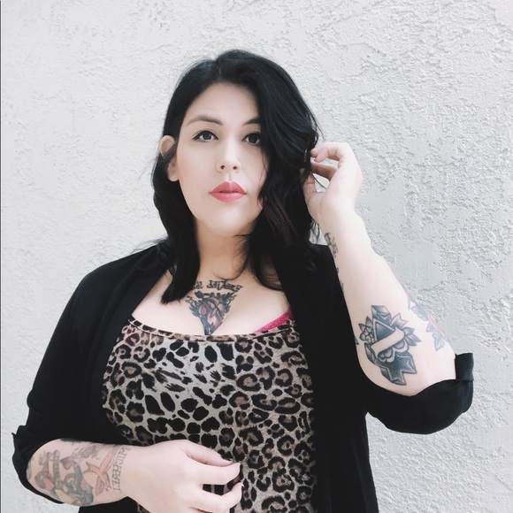 Meet your Posher, Jessica - Picture 8 of 8